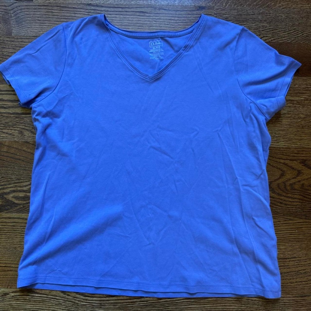 L.L.Bean Womens XL Lavender Supima Cotton V-Neck Short Sleeve T-Shirt